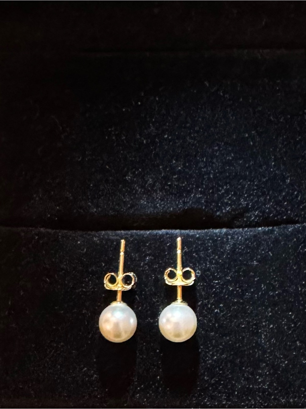 14K Pearl Earrings 5mm - Picture 2 of 3